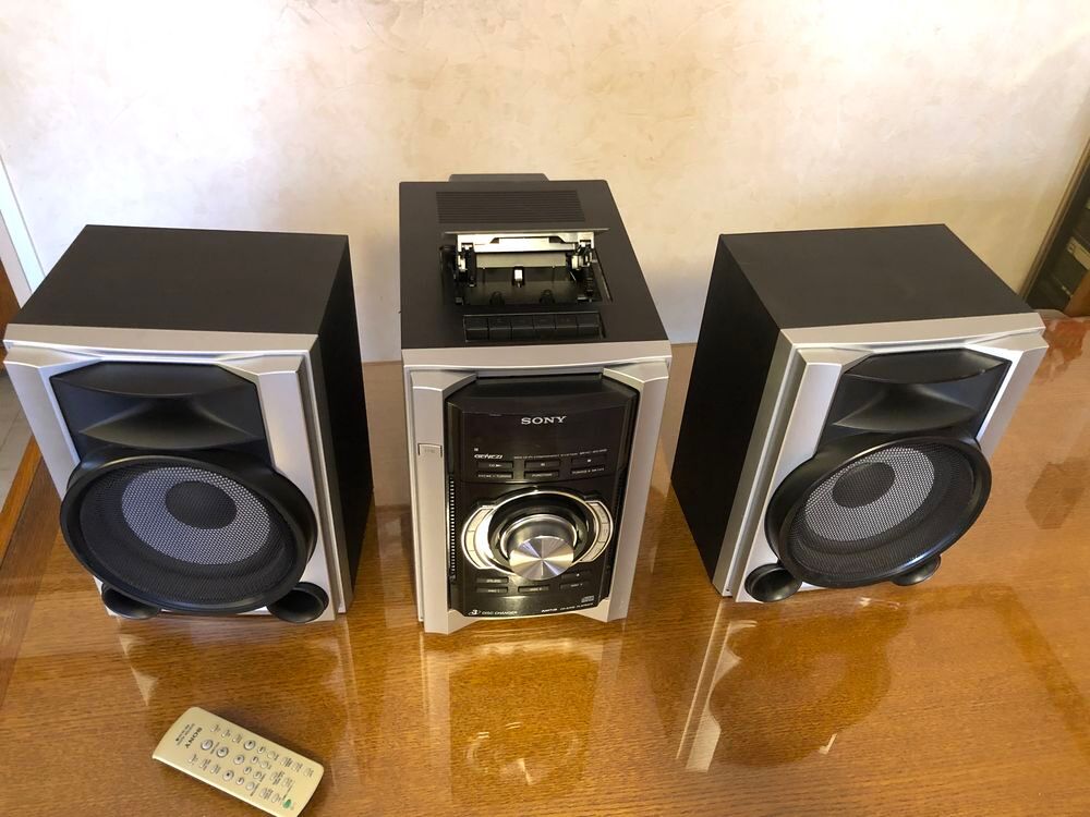Mini cha&icirc;ne HI-FI SONY Audio et hifi