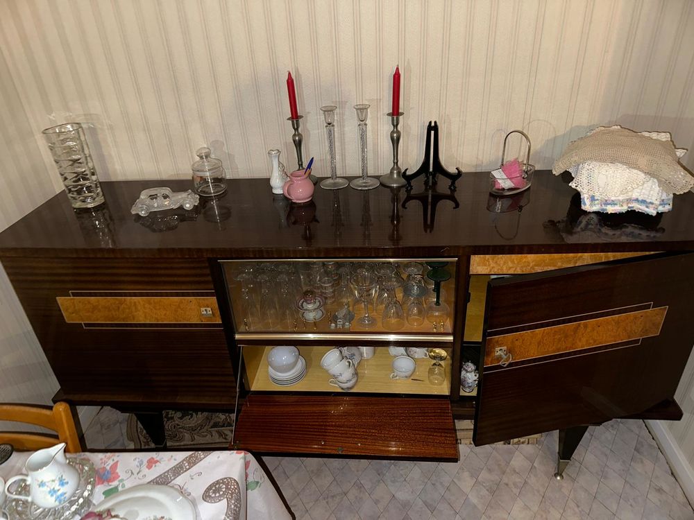 Buffet &agrave; donner Meubles