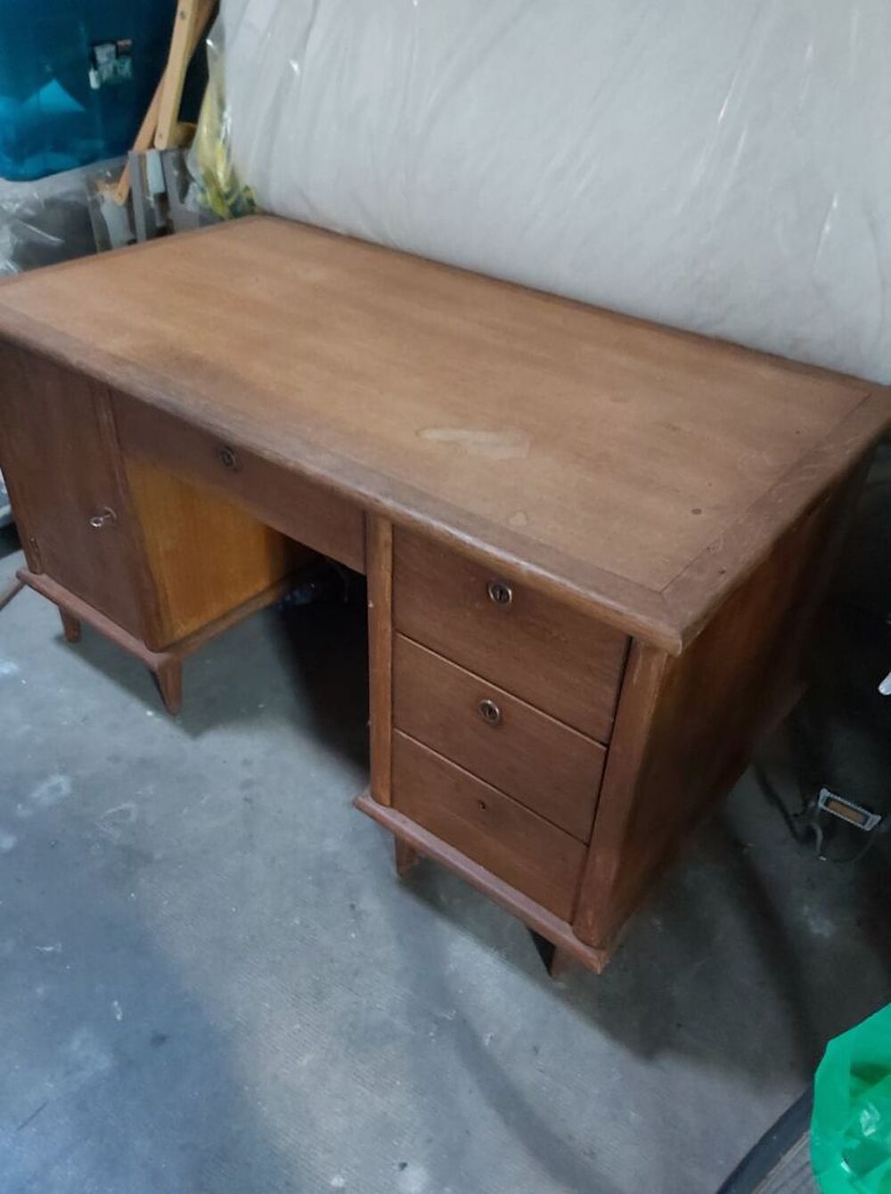 Bureau Vintage ann&eacute;e 50 en ch&ecirc;ne massif Meubles