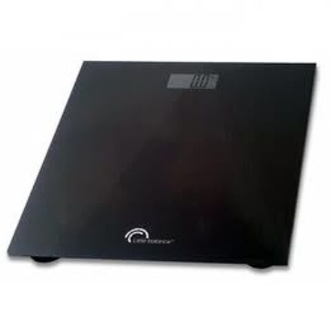 pese personne noir 10 Chauny (02)