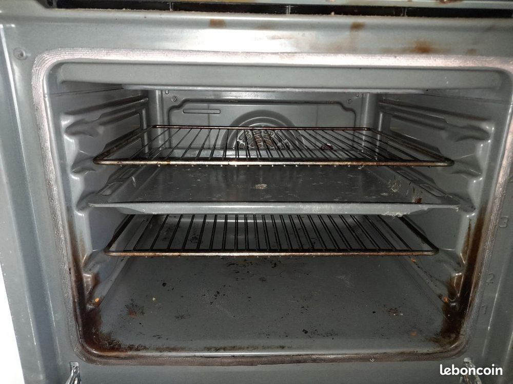 Cuisini&egrave;re vitroc&eacute;ramique Electroménager