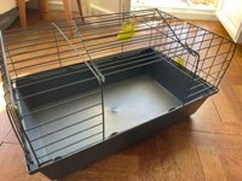   Cage pour petit animal 