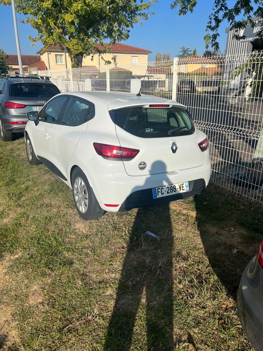 Clio IV CLIO SOCIETE DCI 75 ENERGY E6C GENERIQUE 2018 occasion 69200 V&eacute;nissieux