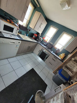  Immeuble � vendre 280 m�