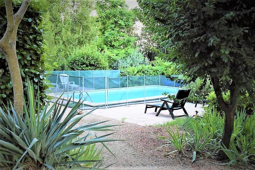   Vacances en Luberon Provence-Alpes-Cte d'Azur, Cadenet (84160)