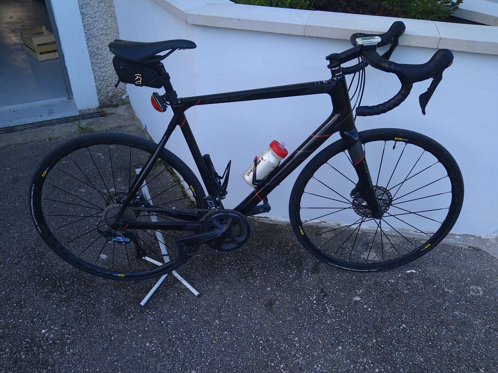 VELO COURSE KTM REVELATOR ALTO 
Sports
