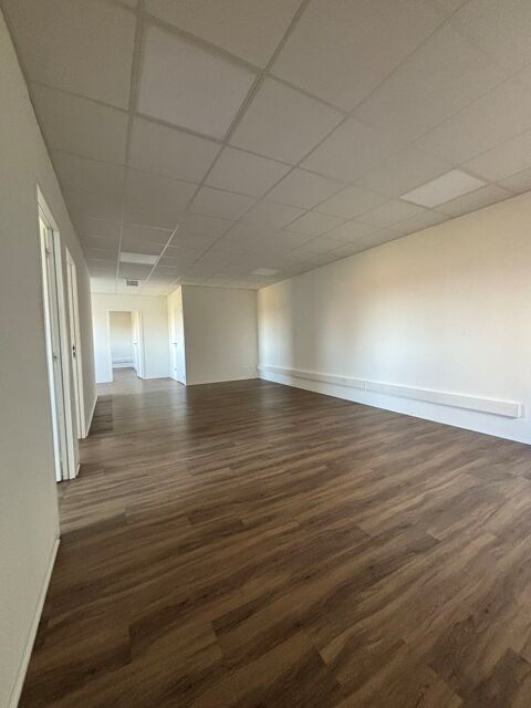 BUREAUX 65M2 ST CYPRIEN RARE 683 66750 Saint-cyprien