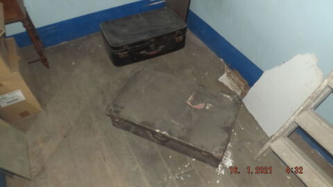 VALISE ANCIENNE 10 Cerbre (66)