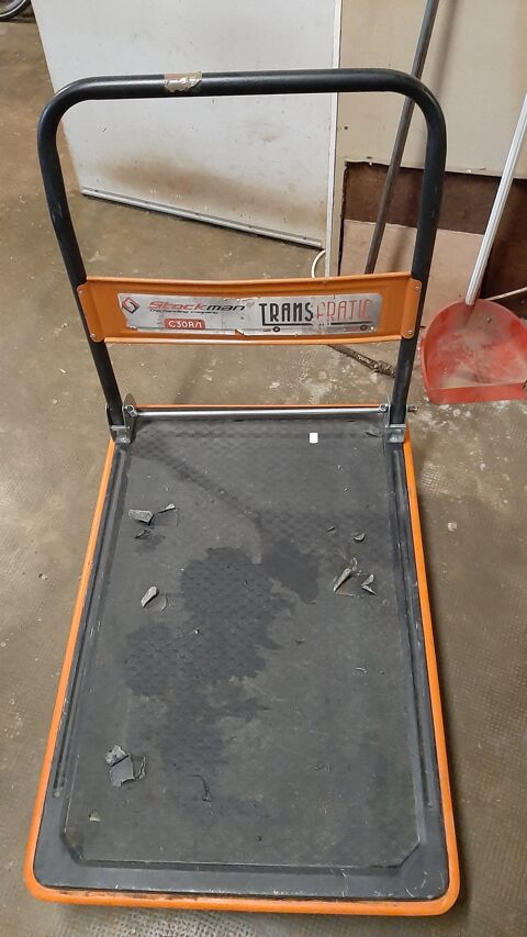 chariot de manutention 90 Caunes-Minervois (11)