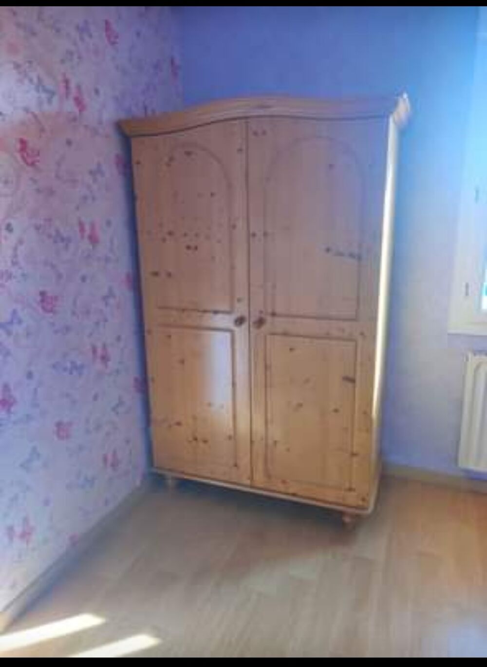 Armoire en bois Meubles