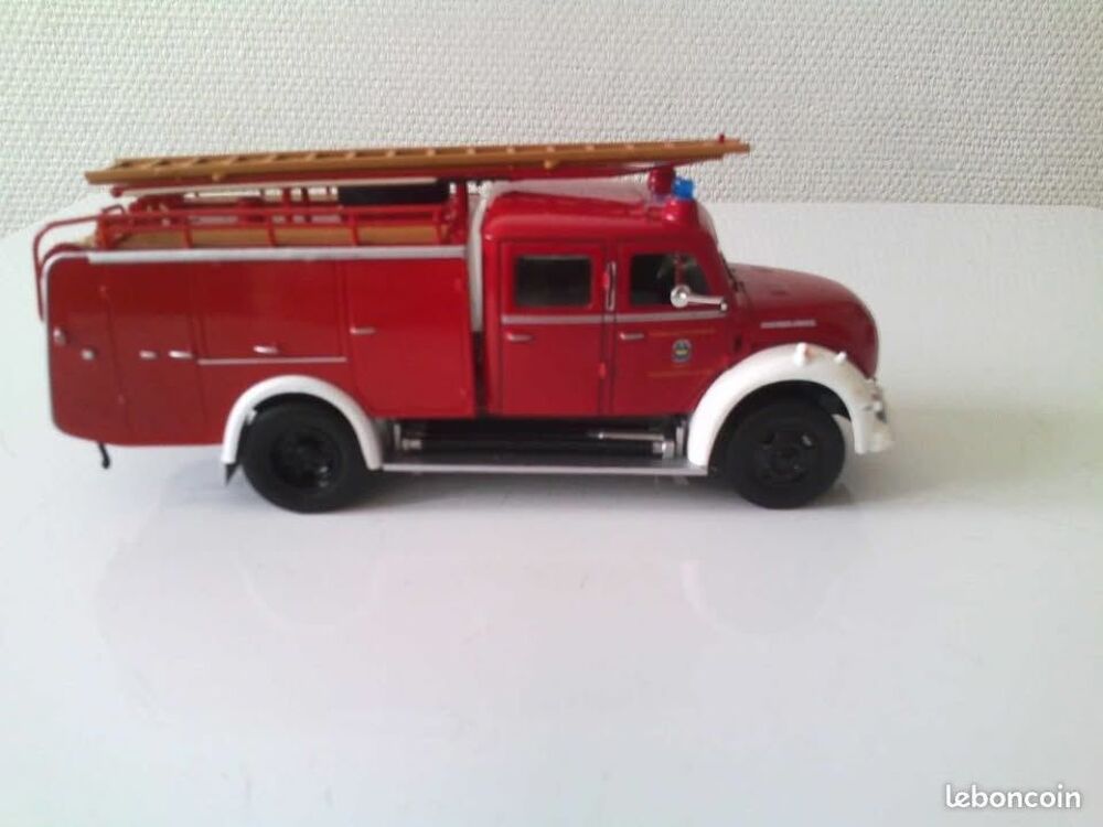 Camion de pompier de collection 