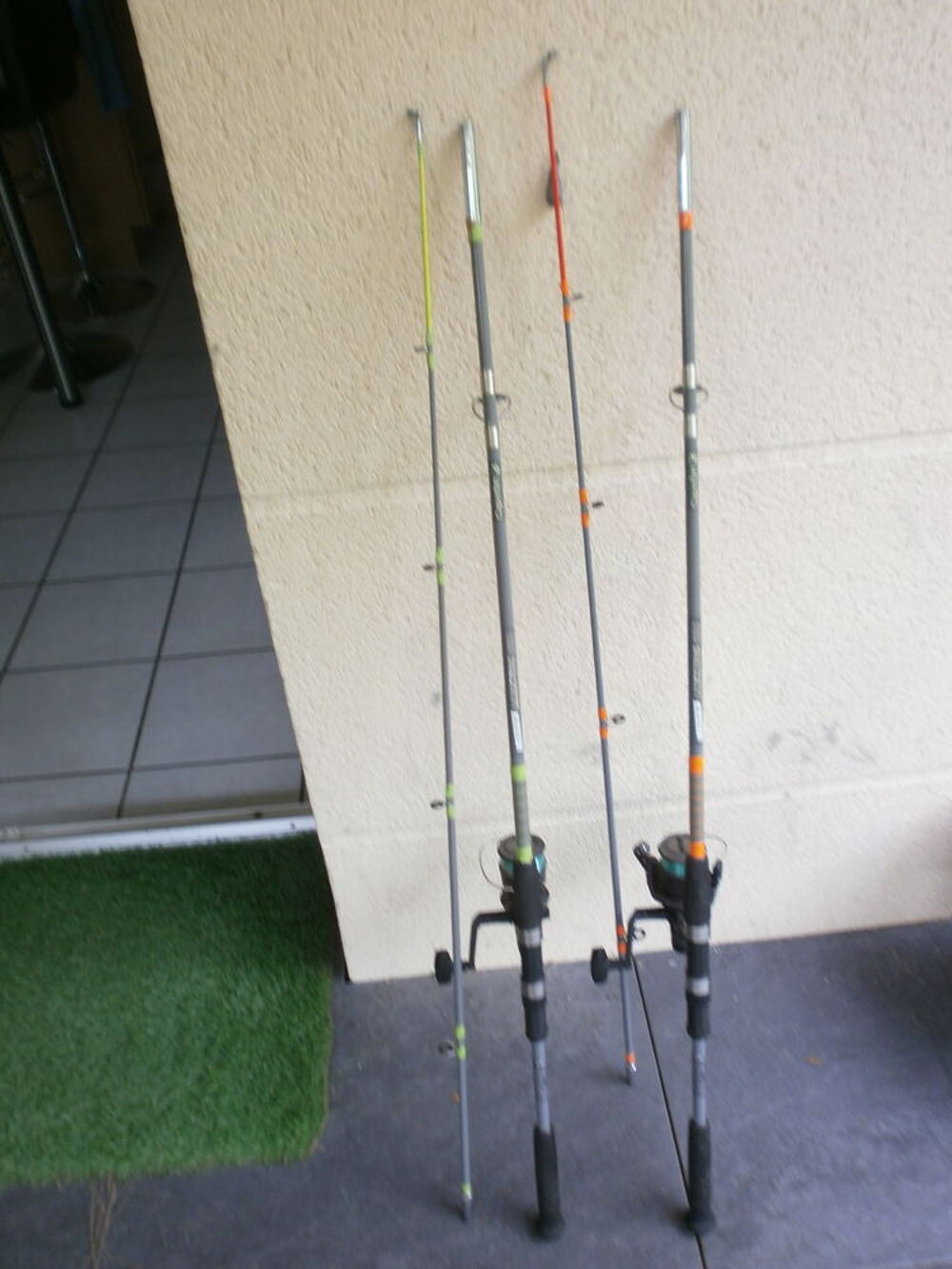  2 Cannes &agrave; p&ecirc;che CAPERLAN avec moulinet Sports