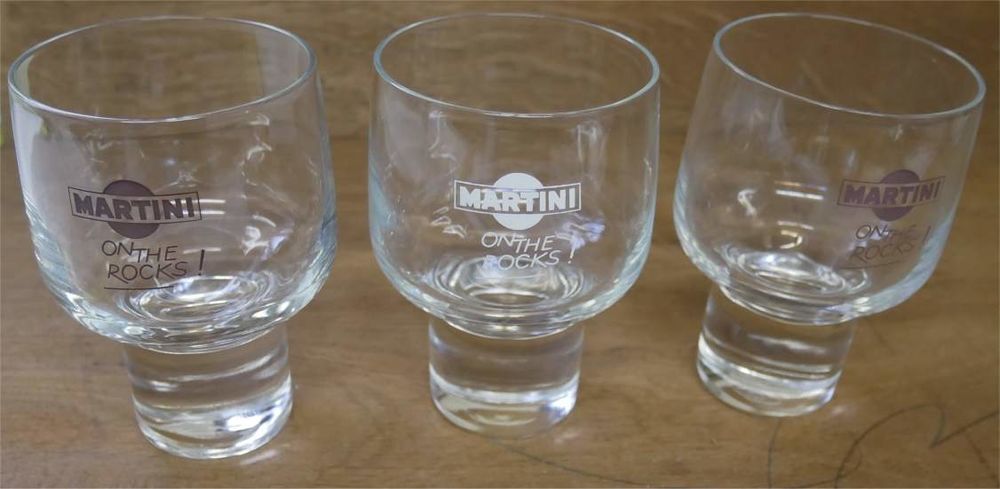 3 verres Martini 