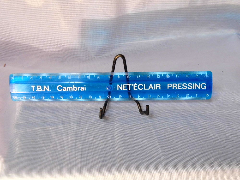 T.B.N. Net &eacute;clair pressing Cambrai r&eacute;gle publicitaire objet vintage 