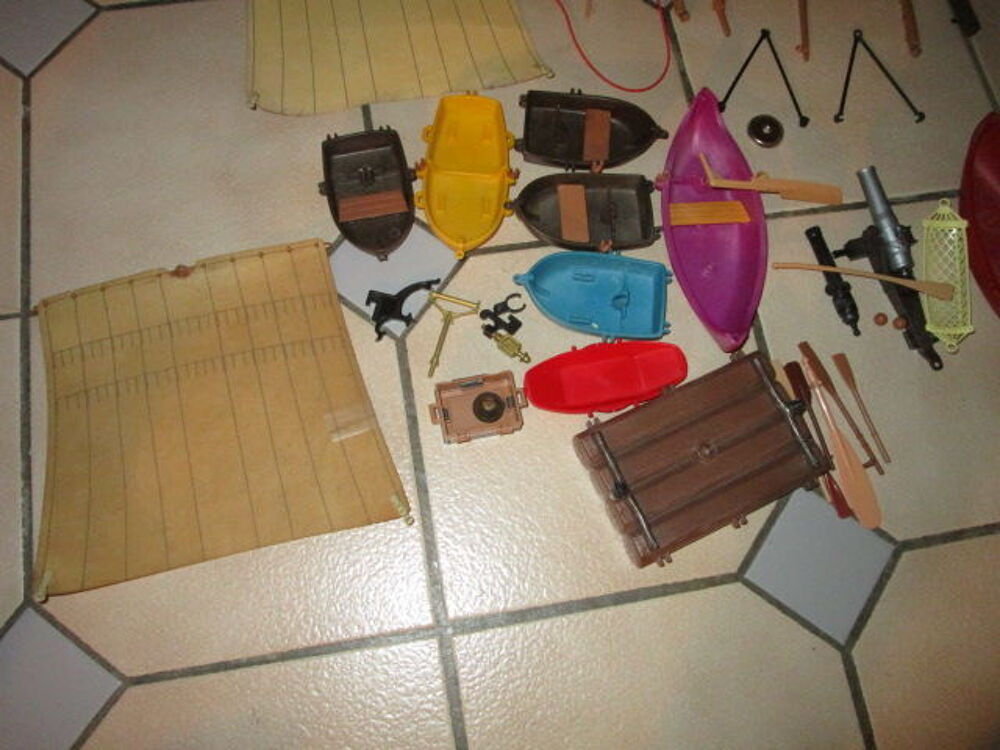 LOT VIEUX BATEAUX PIRATE PLAYMOBIL+ACCESSOIRES LOT JU28D Jeux / jouets