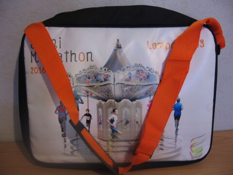 Sac � Bandouli�re Pour Ordinateur Ou Tablette 7 Chauriat (63)