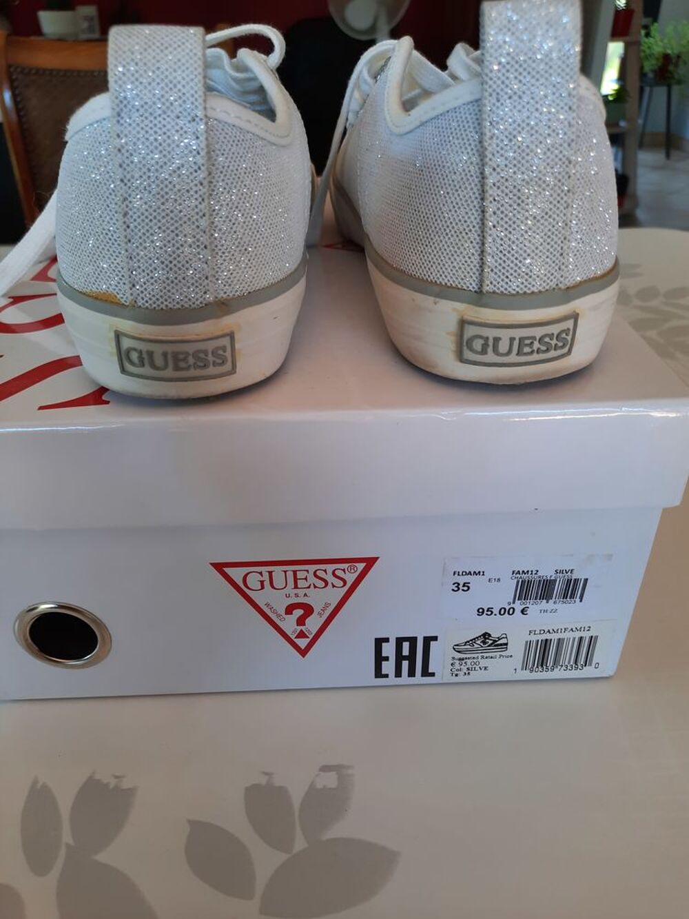 BASKET BASSE GUESS Chaussures