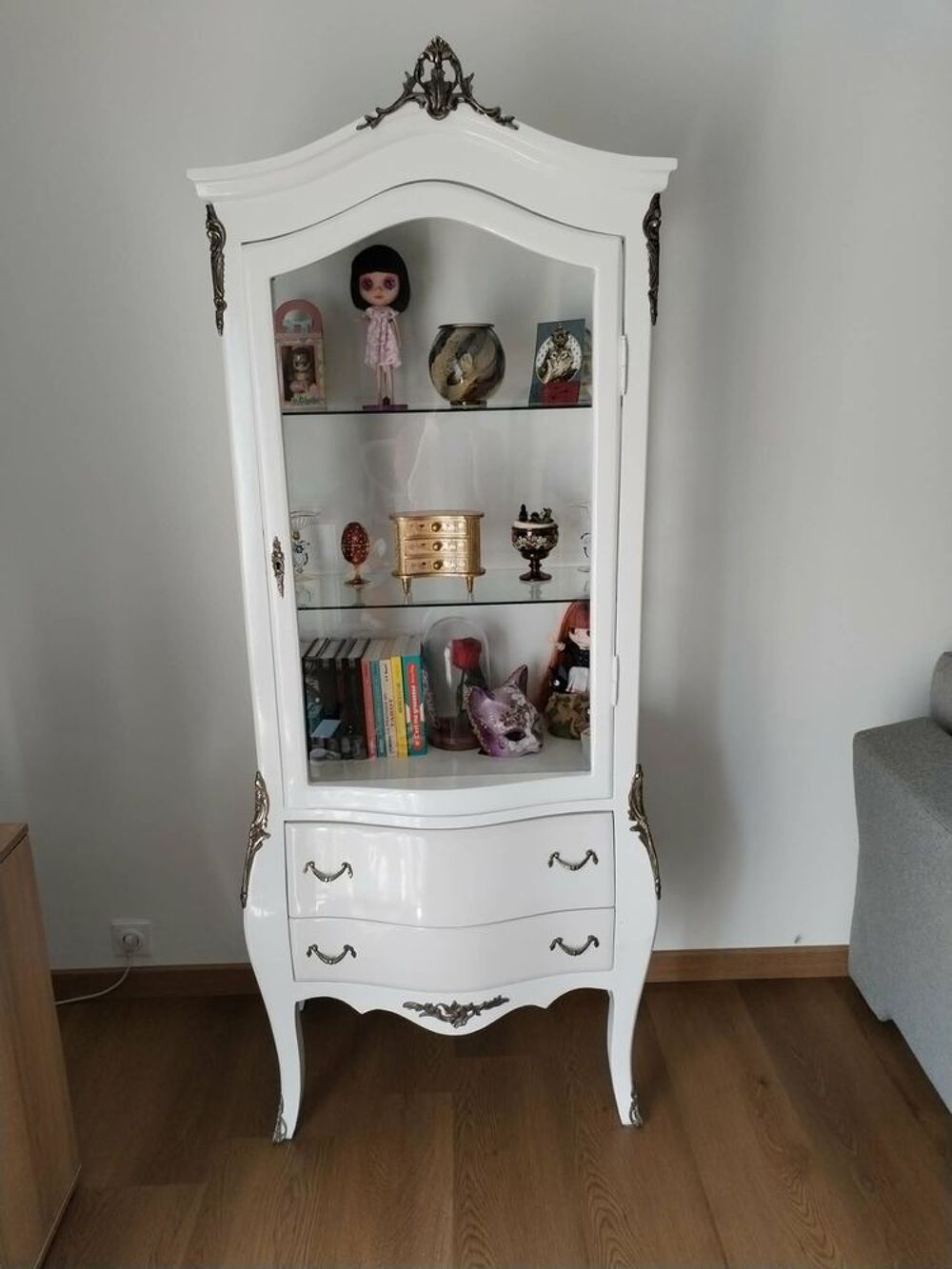 Vitrine baroque blanche et argent Meubles