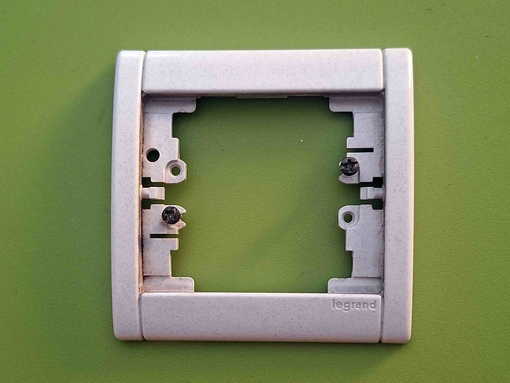 Plaque Legrand Sagane Bricolage