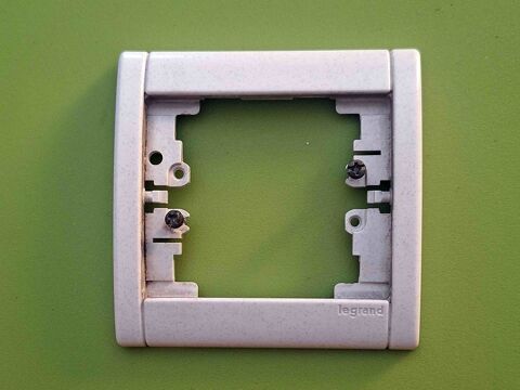 Plaque Legrand Sagane 5 Gap (05)