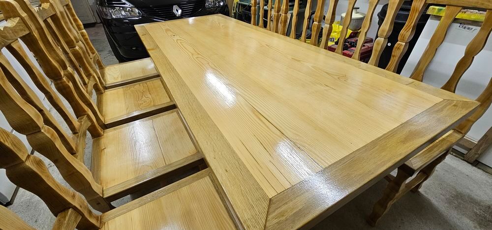 TABLE ET CHAISES FABRICATION ARTISANALE PERSONALISEE UNIQUE Meubles