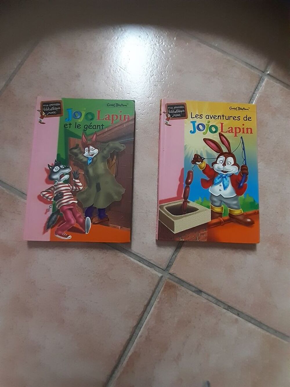 Livre OUI OUI et divers Livres et BD