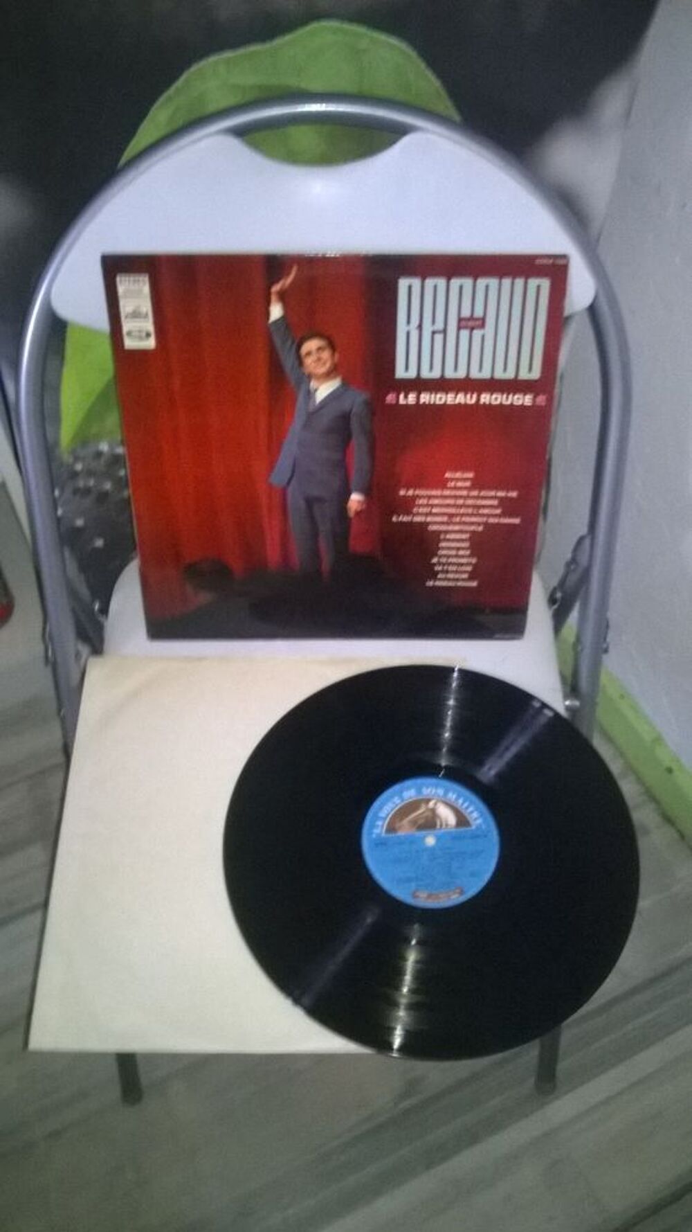 Vinyle Gilbert Becaud
Le Rideau Rouge
1968
Excellent etat CD et vinyles