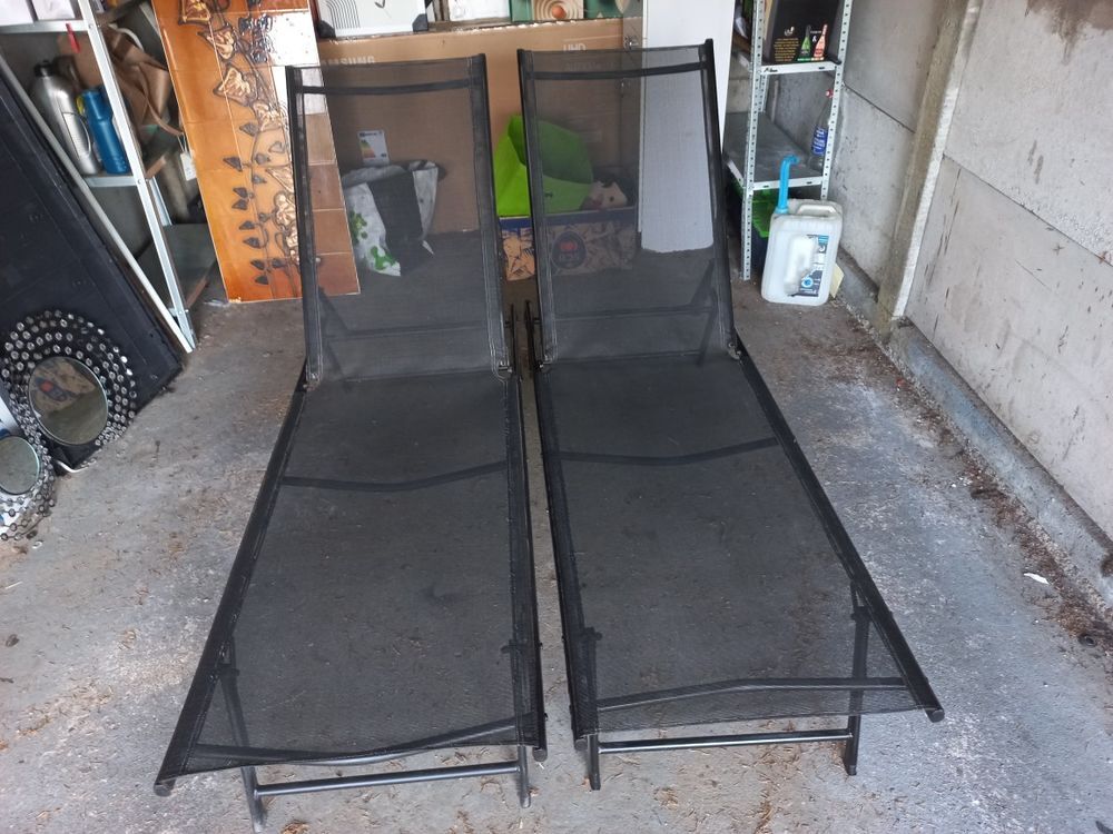 DEUX TRANSATS de JARDIN EN FER NOIR Jardin