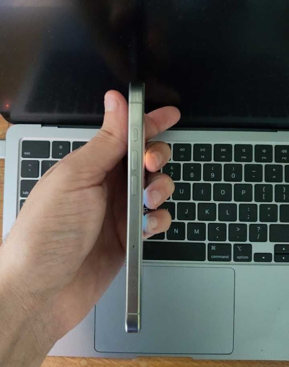 iPhone 16 Pro Téléphones et tablettes