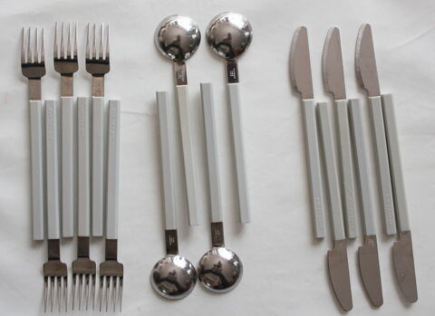 16 Couverts Air France Concorde, design Raymond Loewy
gris 220 Issy-les-Moulineaux (92)