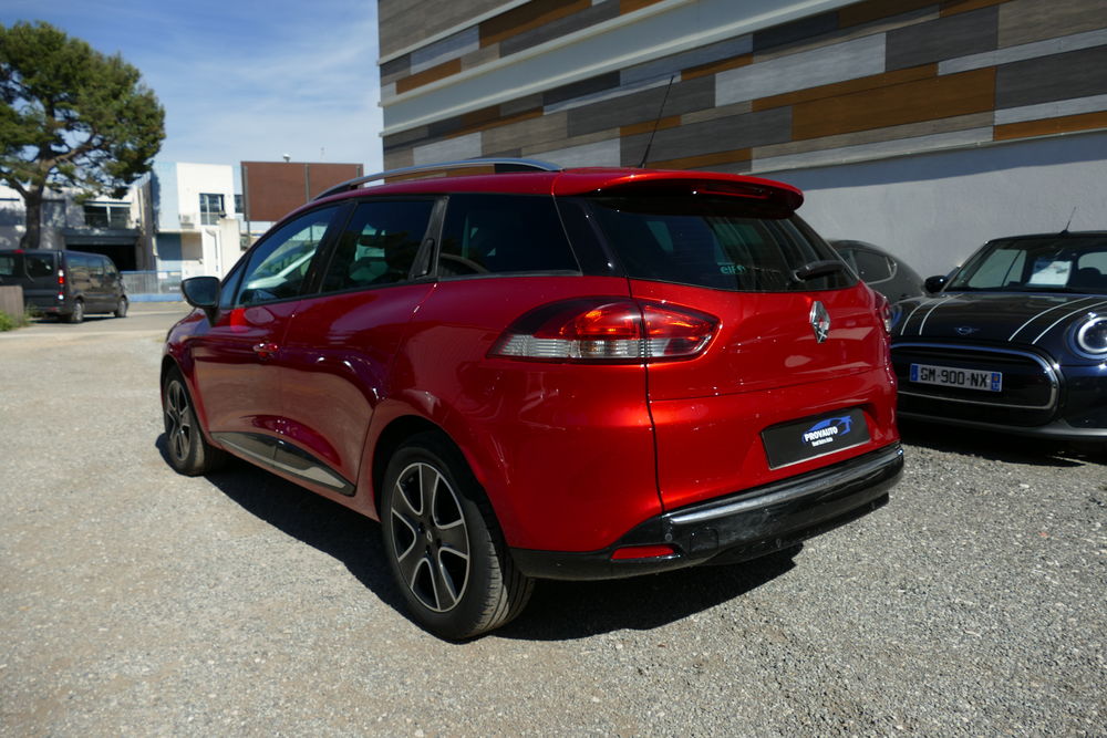 Clio IV Estate Clio Estate IV TCe 120 Intens EDC 2013 occasion 13600 La Ciotat