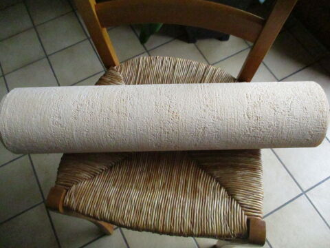 Tapisserie jaune avec reliefs neuve et autres 0 M�rignies (59)