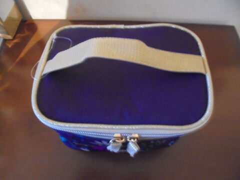 Vanity feuillages colors (40) 3 Tours (37)