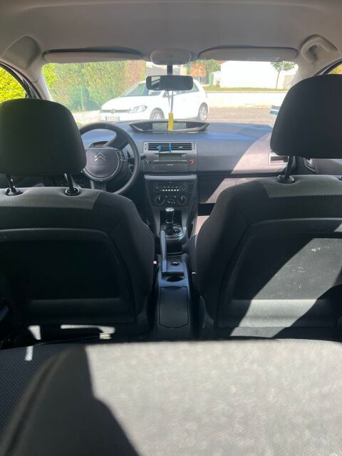 Citroen c4 1.4 i 88 CH
