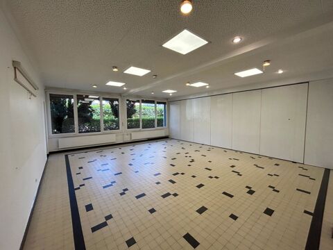 &Agrave; louer - Local ou bureau 45 m&sup2; - Metz (Rez-de-jardin) 525 57000 Metz