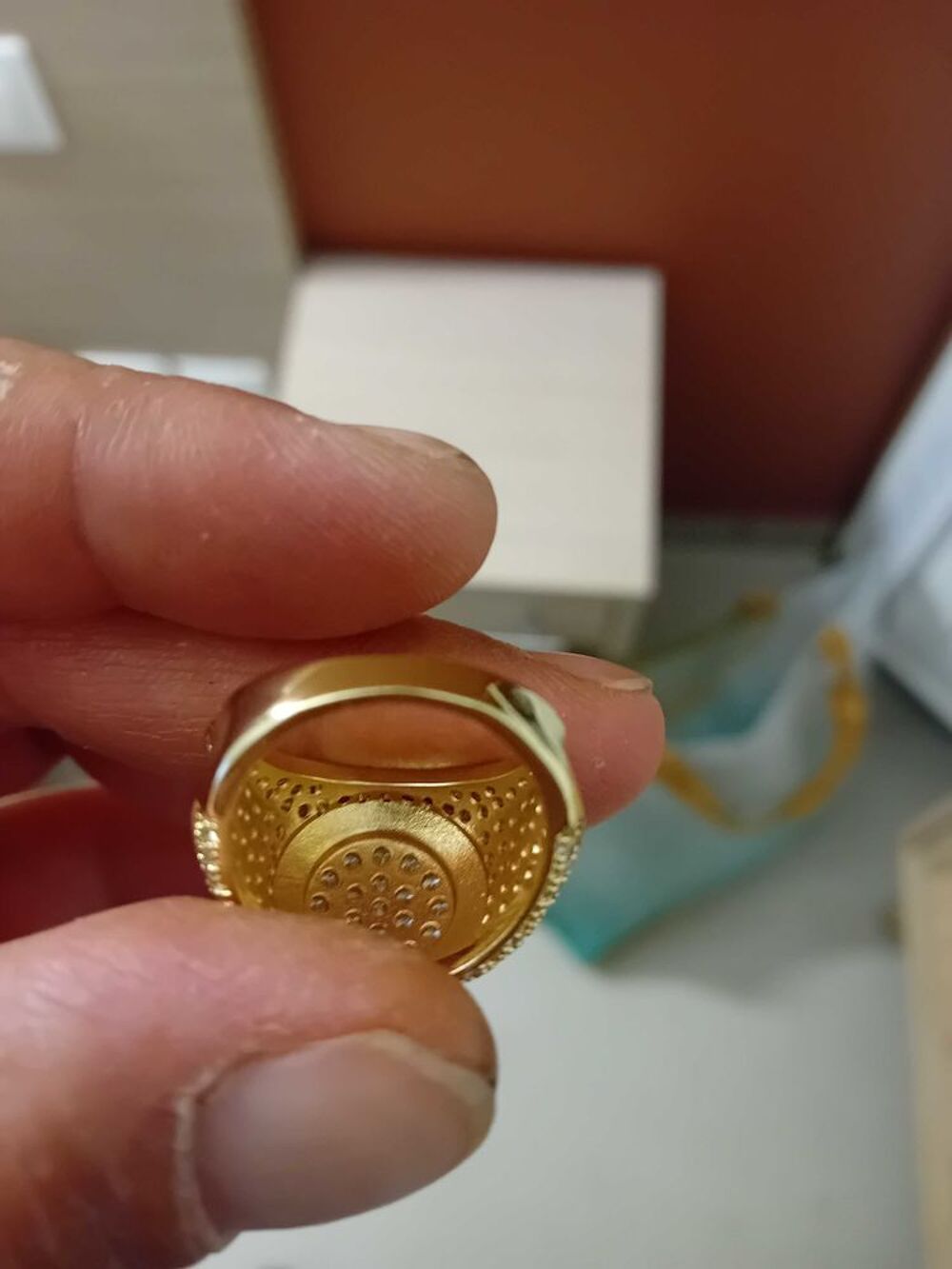 Bague en Or et Zyrco 