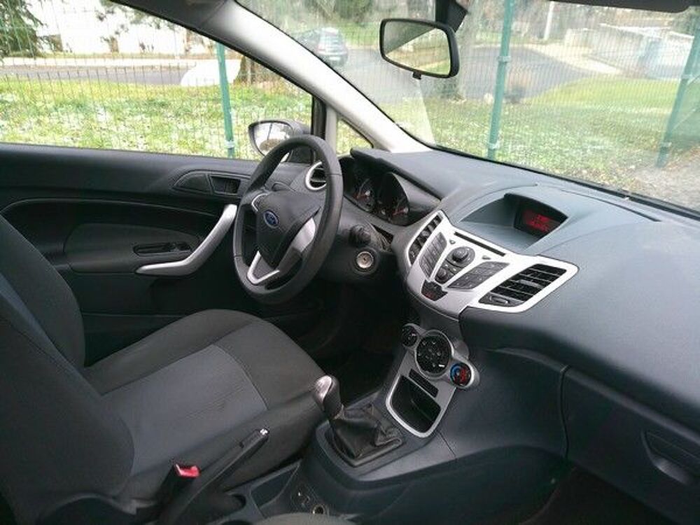 Fiesta 1.25 82 Trend 2012 occasion 42100 Saint-Etienne