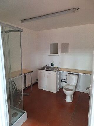  Atelier  louer 220 m toile-sur-rhne
