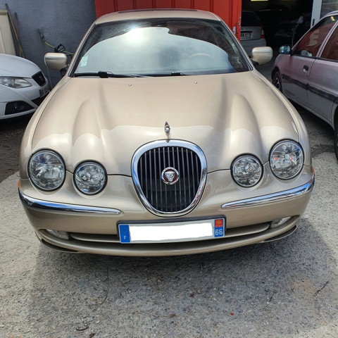 Jaguar S-Type 3.0i V6 Pack Classique A 2000 occasion B&eacute;guey 33410