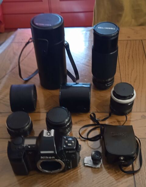 LOT MATERIEL PHOTO BOITIER OBJECTIFS ET ACCESSOIRES 180 Saint-Paul-du-Vernay (14)
