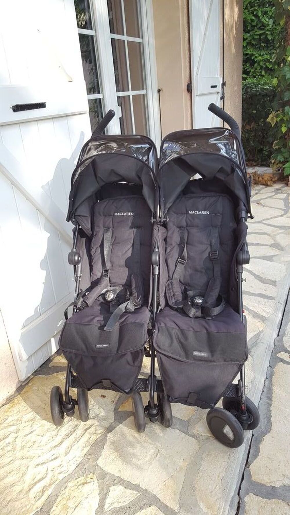 Poussette double Mac Laren en tr&egrave;s bon &eacute;tat Puériculture