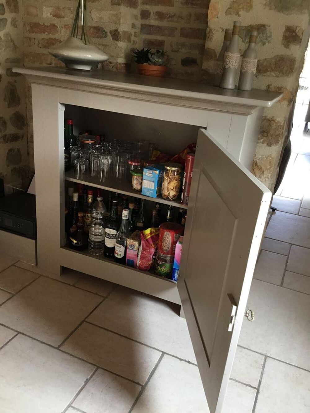 Meuble confiturier Meubles