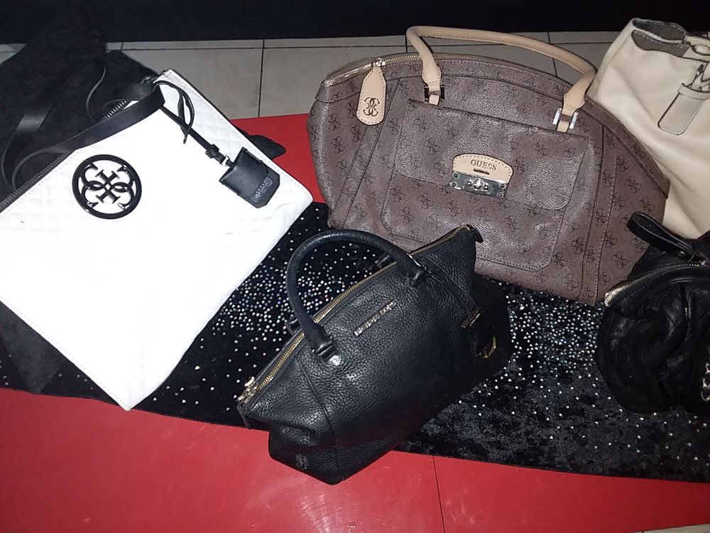 Sac de marc guess mackel kors parfois Maroquinerie