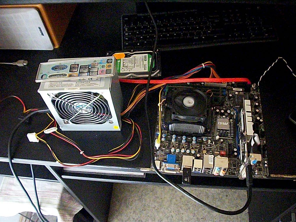 carte m&egrave;re MSI 760GM-E51 Matériel informatique