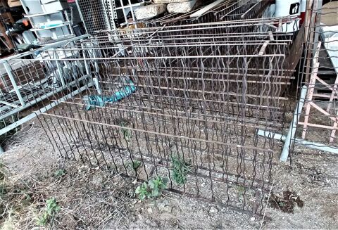 Grandes grilles  bouteilles 20 Sarpourenx (64)
