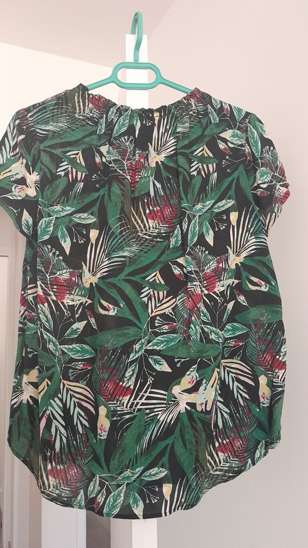 blouse marque : Street Vêtements