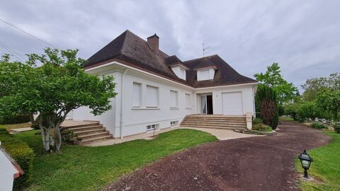   Maison d'architecte Villa - 6 pi�ce(s) - 273 m�