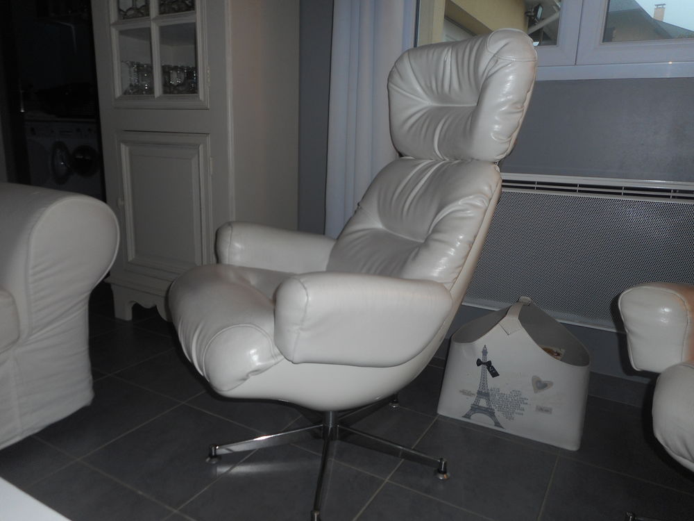 4 fauteuils coque polyester cuir blanc Meubles
