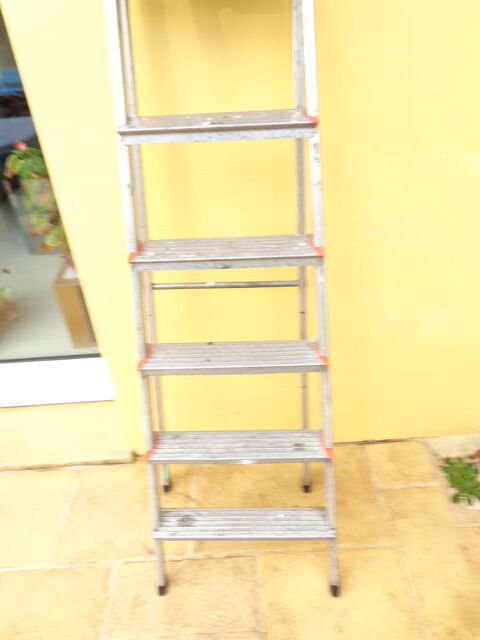 escabeau alu 6 marches 20 Chauch� (85)