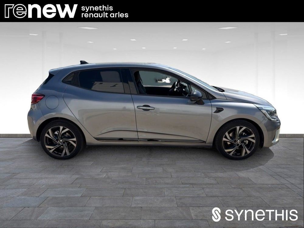 Clio V Clio E-Tech full hybrid 145 Engineered 2023 occasion 13200 Arles
